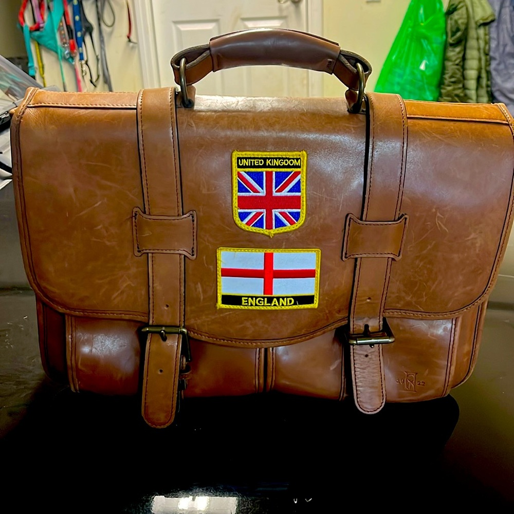 Allen Edmonds laptop briefcase. A Collectors for sure